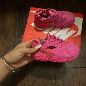 Pink Nike huaraches